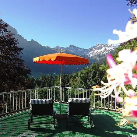 Huldi Hotel 3*